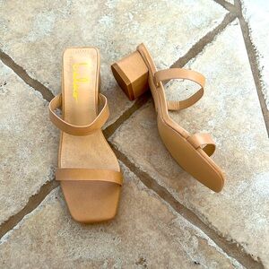 Size 8 - Small Heel Tan